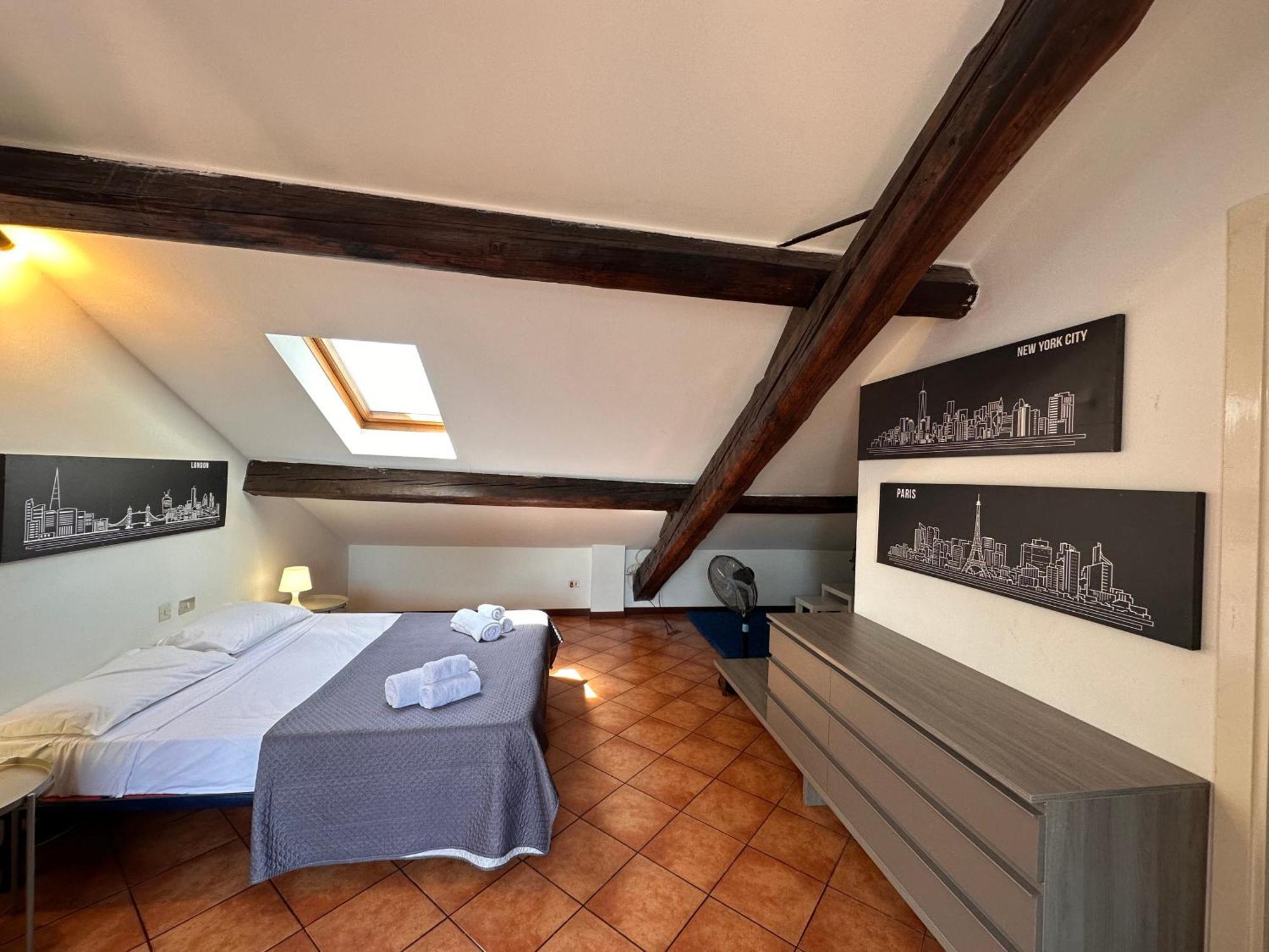 Mondadori Apartment, Milan